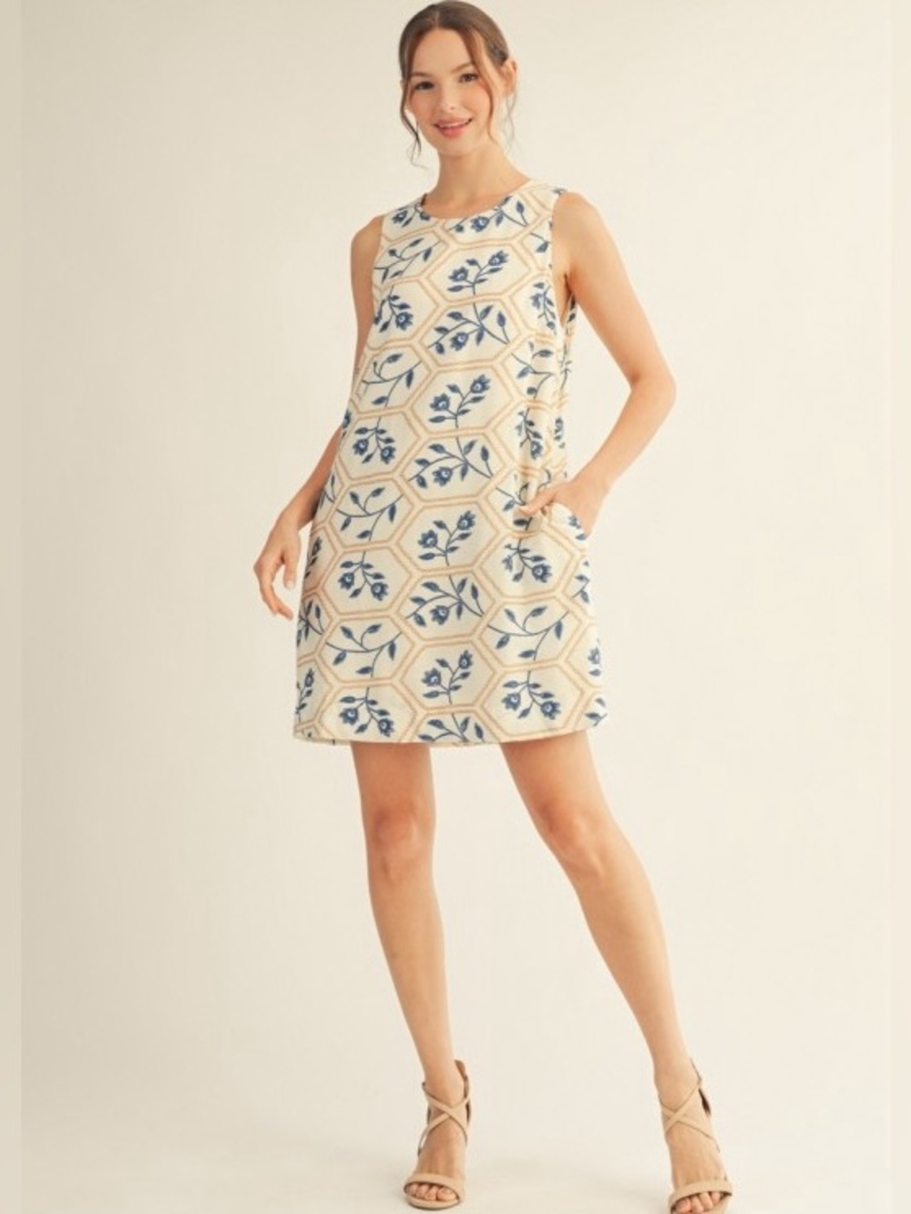 Jodifl Boutique Floral Tile-Print Shift Dress in Cream and Blue